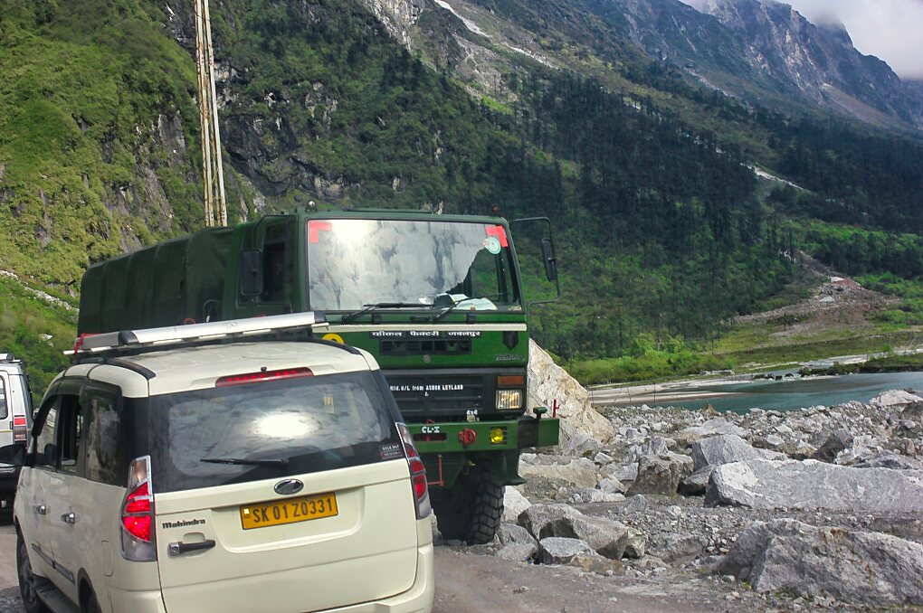 truck; Sikkim; India; travel; uasatish;