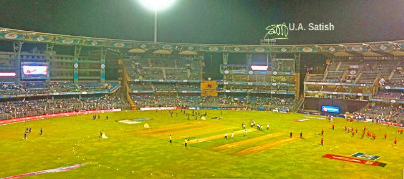 Cricket Match; Wankhede Stadium; cricket; uasatish; India;