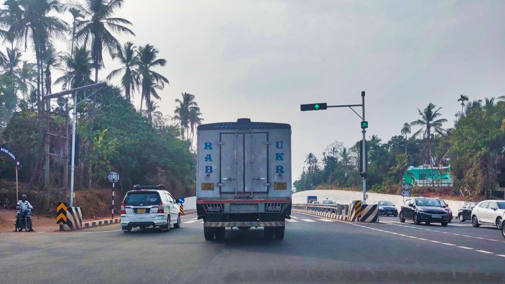 Chokli *Traffic Signal; Chokli; Kerala; NH 66; uasatish;