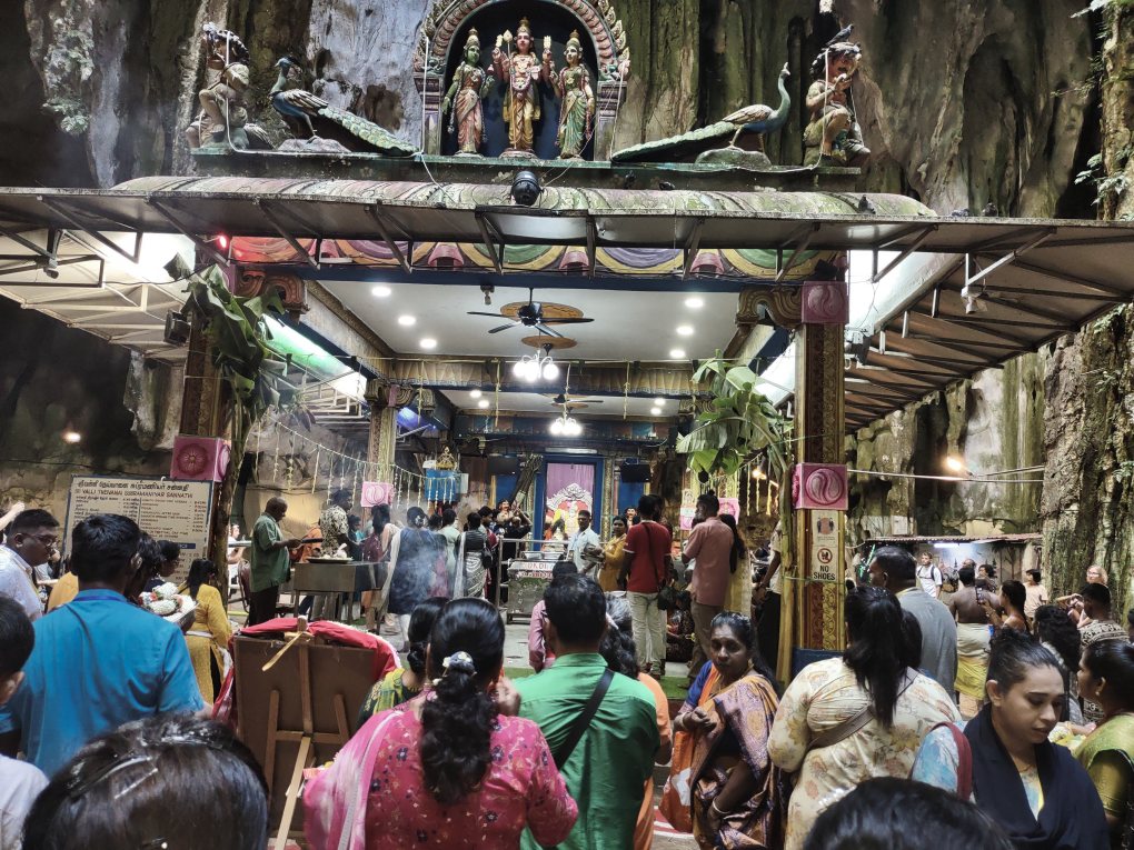 Murugan Temple; uasatish; Malaysia; travel blog;