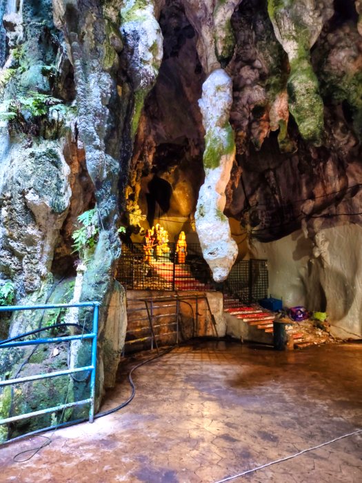 stalagtite; uasatish; Malaysia;