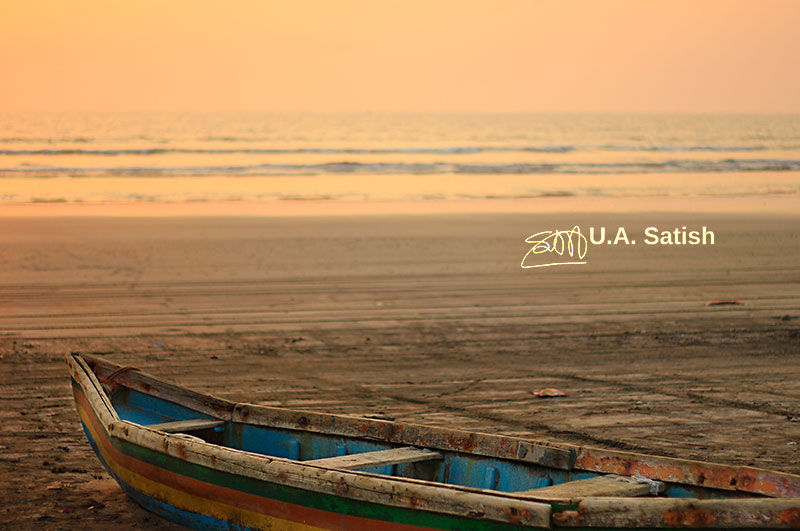 Kalamb Beach; India; Mumbai; outdoor; uasatish; boat;