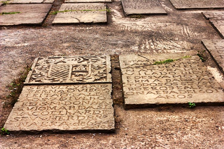 Portuguese Tombstones; Vasai; travel blog; uasatish;