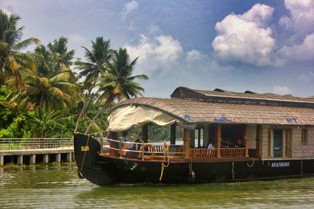 Alappuzha; houseboat; travel blog; travel photography; uasatish;