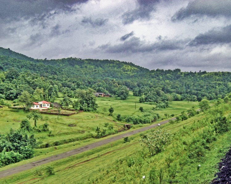 Little Red House; Konkan; travel blog; uasatish;