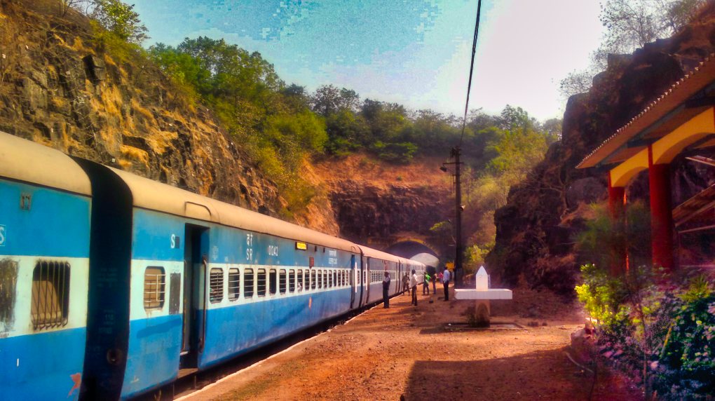 Ukshi Station; Konkan Railway; travel blog; India; uasatish;