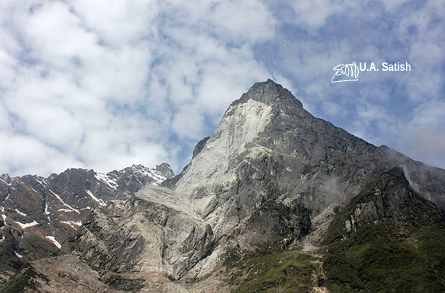 Sikkim; India; mountain; sky; clouds; uasatish;