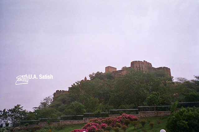 Jaipur; India; Rajasthan; building; architecture; uasatish; Moti Dungri Fort