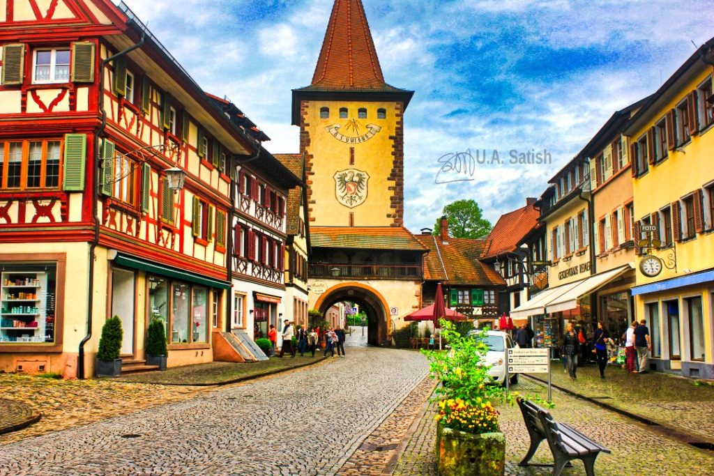 Town Square - Gengenbach ; Germany; planning an independent European holiday; uasatish;