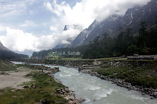 Yumthang, Sikkim, India, hot springs, mountain, clouds, stream, Lachung River, uasatish,