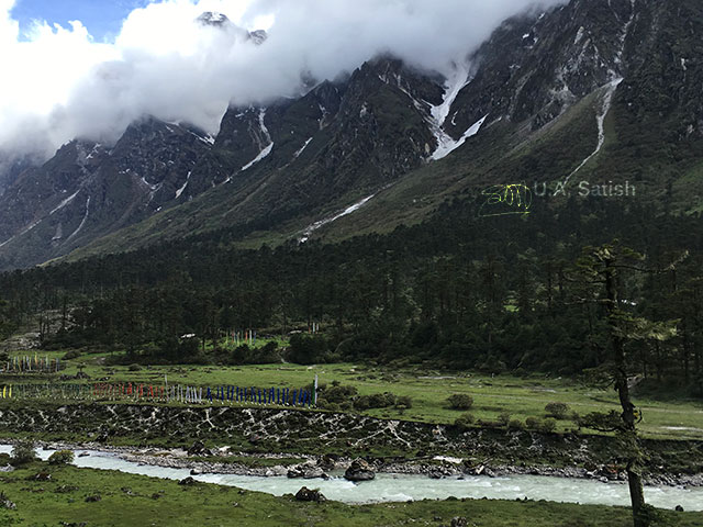 Yumthang, Sikkim, India, river, mountain, clouds, sky, uasatish,