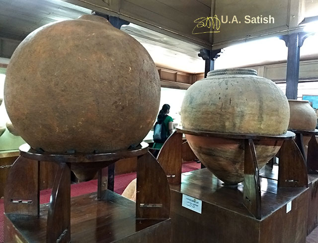 Pazhassi Raja Museum; museum; Calicut; India; Kerala; Kozhikode; uasatish; Pyriform burial jars;