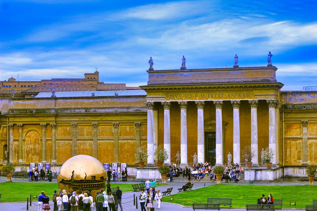 Vatican Museums; Rome; Italy; uasatish; save money while you travel;