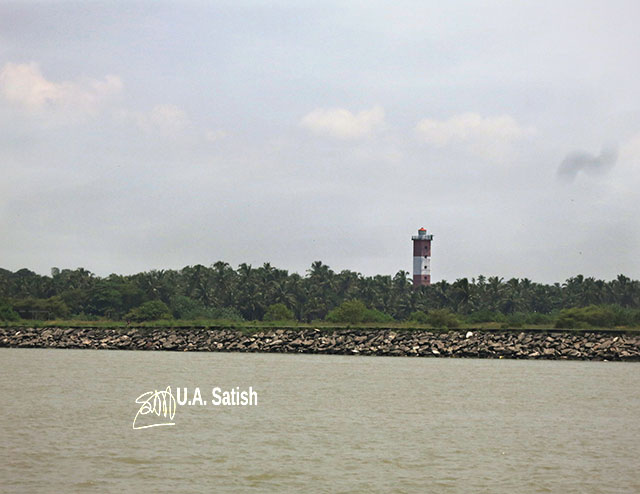 Beypore; Kerala; India; uasatish; lighthouse; sky; sea; 