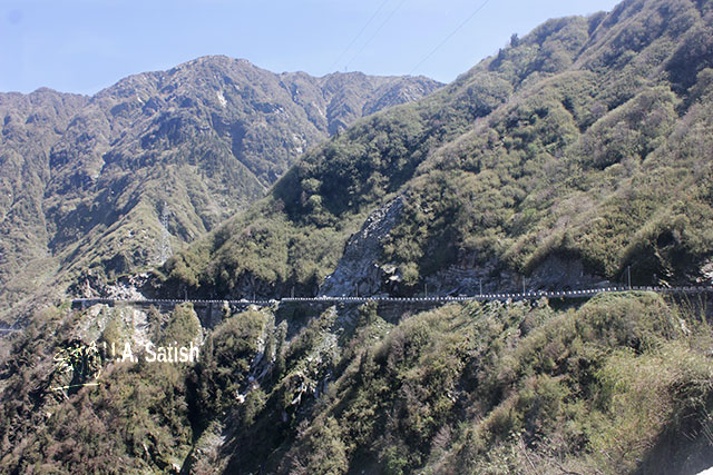 Sikkim; India; road; mountain; sky; uasatish;