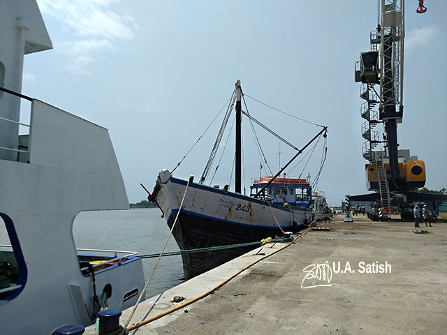 Kerala; India; port; uasatish; ship;