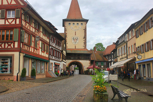 Gengenbach; Germany; half-timbered houses; architecture; town square; uasatish;