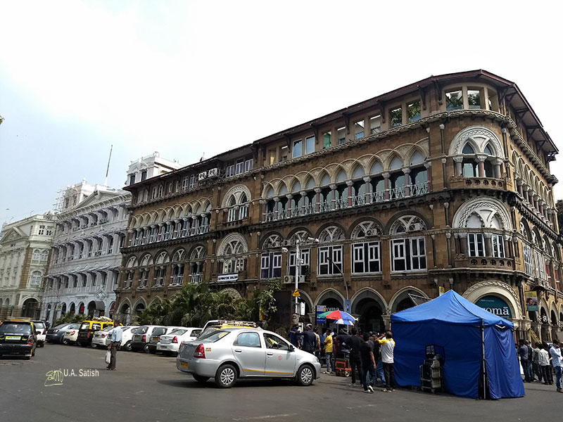 walking tour: heritage district; heritage buildings; India; uasatish; Elphinstone Building;