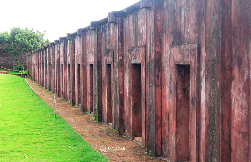 Saint Angelo Fort; Kannur; travel; Kerala; uasatish; stable;