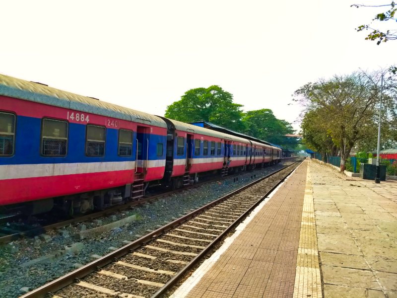 Roha Station; Konkan Railway; travel blog; uasatish; Maharashtra;