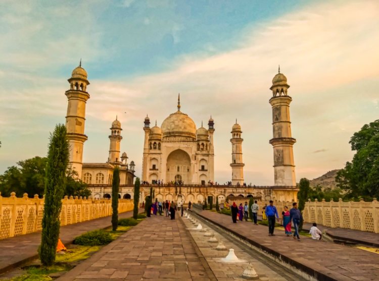 Bibi ka Maqbara; Auranabad; travel blog;  Mughal Architeture; uasatish;