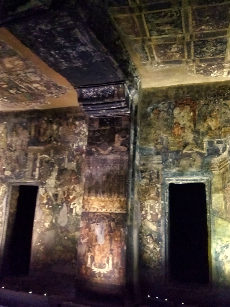 India; Arangabad; cave paintings; uasatish;