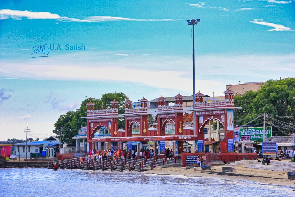 Ramanathaswamy Temple; Rameswaram; usatish; Agni Theertham;