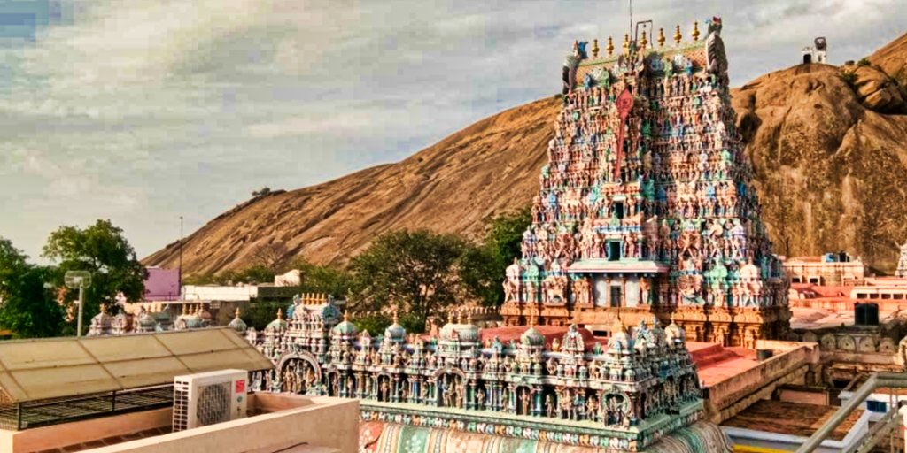 Gopuram; sculpture; pillars; uasatish;