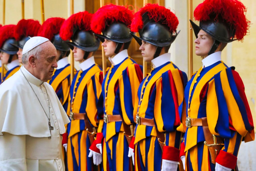 Vatican; Roman Catholic Church; Pope; travel blog; uasatish; Swiss Guards;